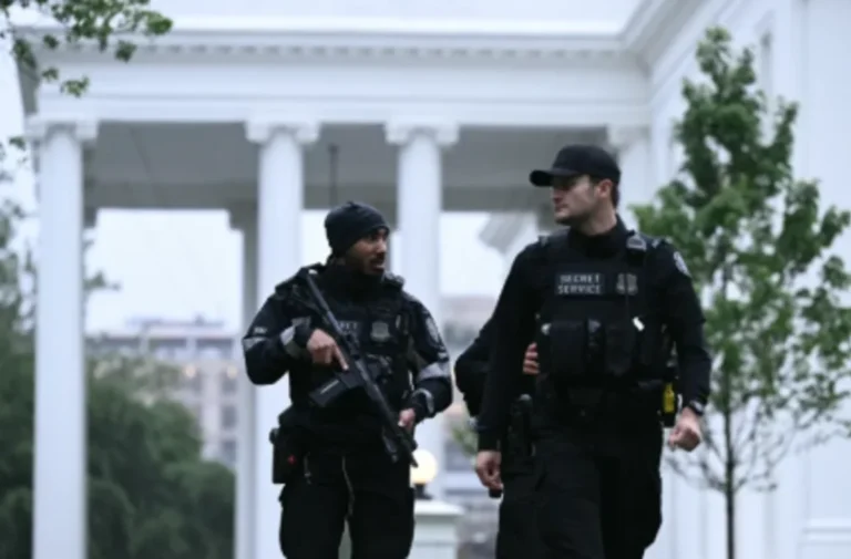 El Servicio Secreto dice que agentes mataron a un hombre que les disparó cerca de la Casa Blanca
