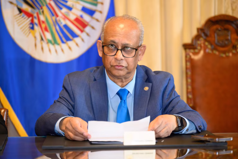 EEUU perdió la confianza política en el secretario general de la OEA y negocia un acuerdo regional para forzar su desplazamiento