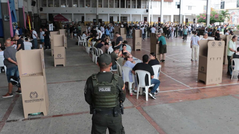 Departamento de Estado se pronunció tras primera vuelta en Colombia: “EE. UU. apoya el derecho del pueblo colombiano a elegir libremente”