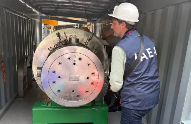Reportaje: Por qué Venezuela llegó a tener uranio altamente enriquecido y cómo fue la reciente operación secreta para entregárselo a EE.UU.
