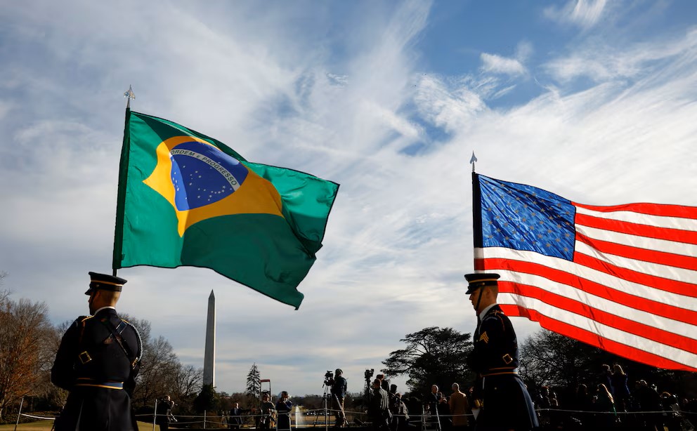 Brasil niega visado a 2 funcionarios USA