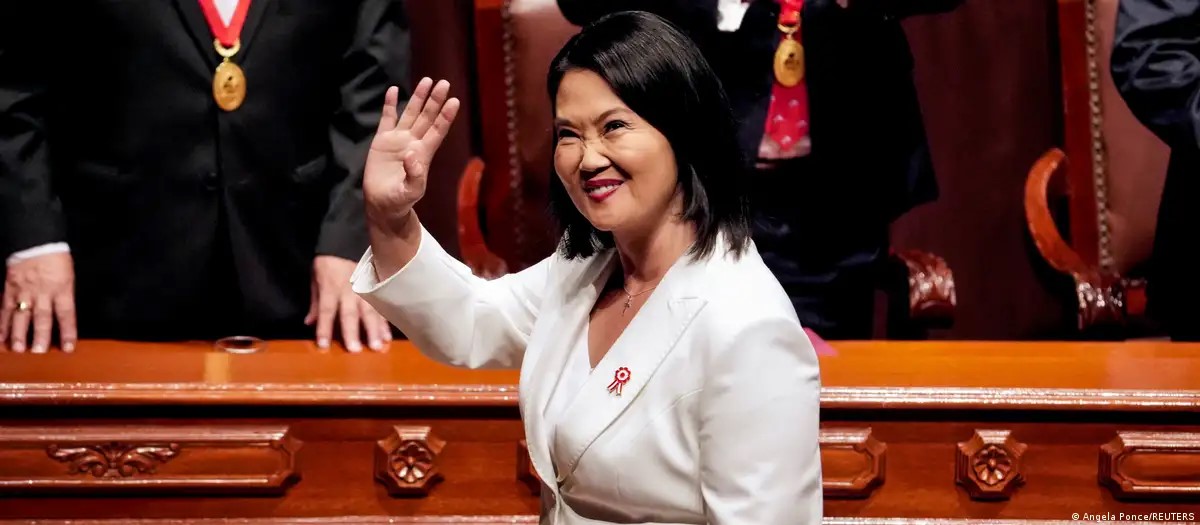 Keiko Fujimori asume como presidenta de Peru