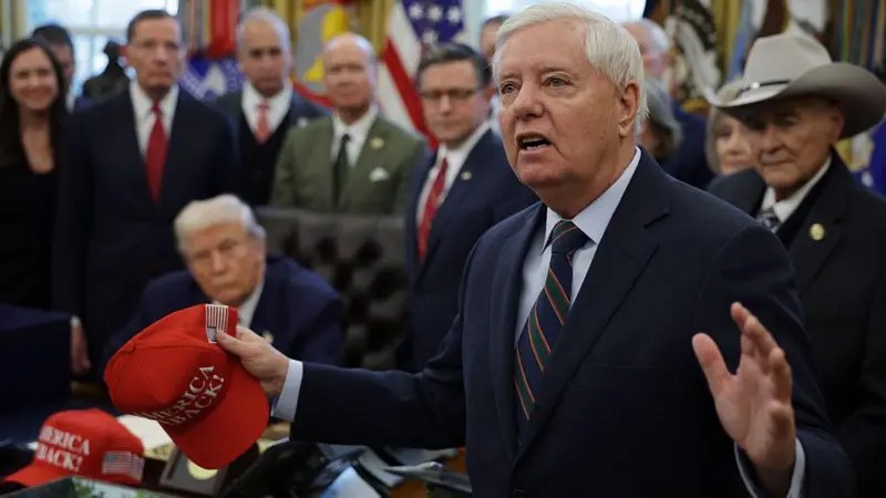 Muere senador Lindsey Graham
