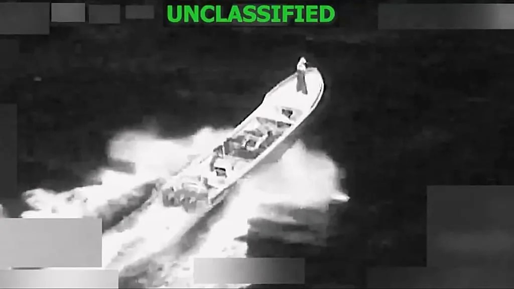 Bombardeo de lanchas en el pacifico