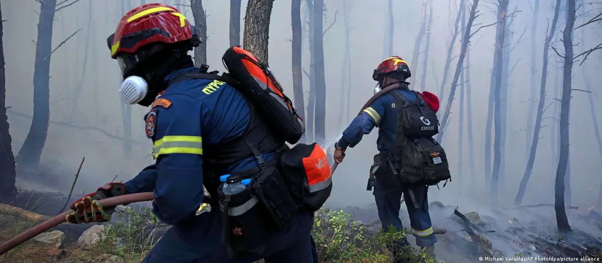 Grecia, en situación “extremadamente difícil” por incendios