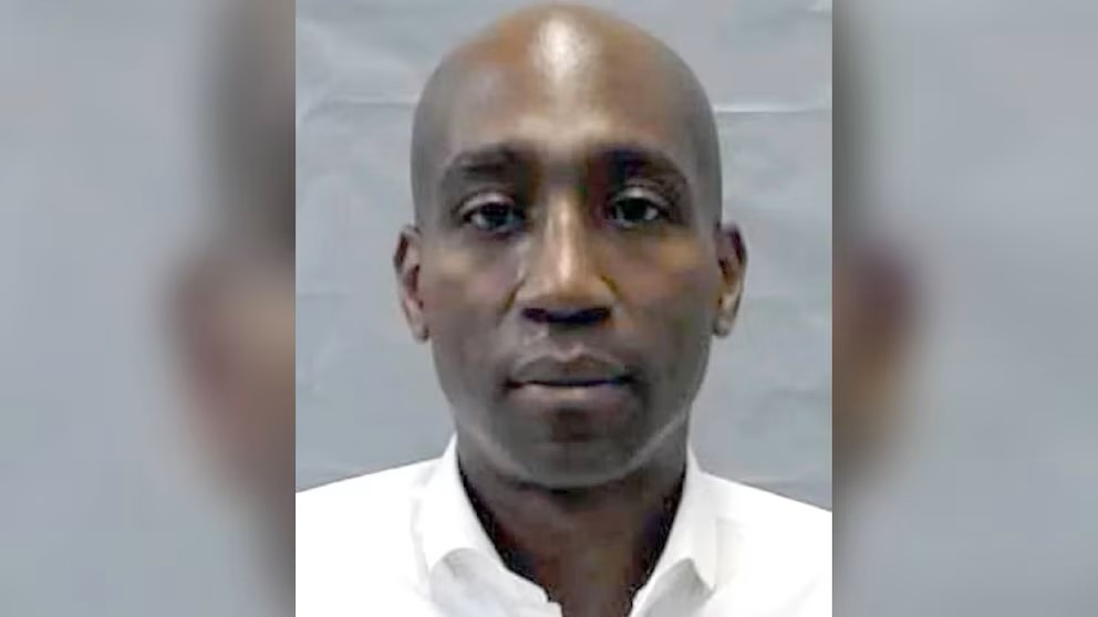 Darren Anthony Robinson buscado por el FBI