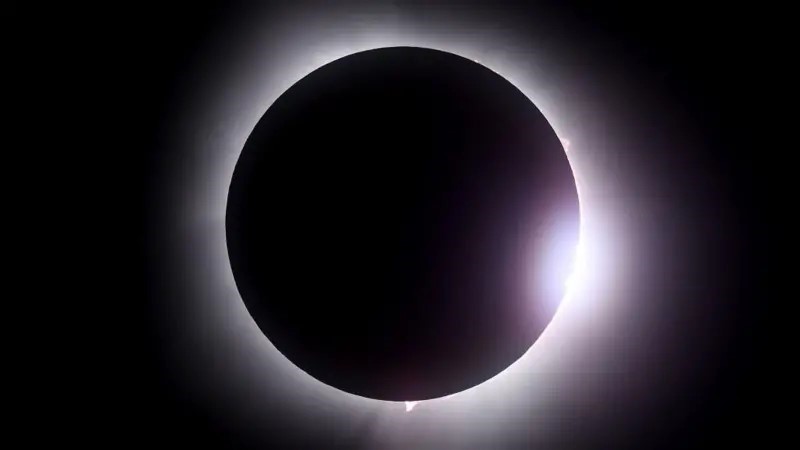 Eclipse solar 01