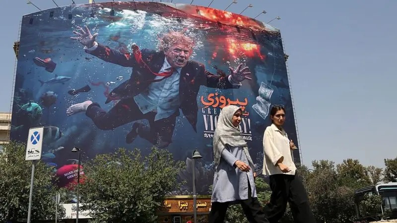 Mural de Donald Trump en Teheran