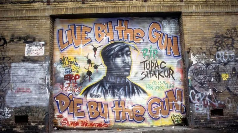 Tupac Sakir, mural en mural callejero