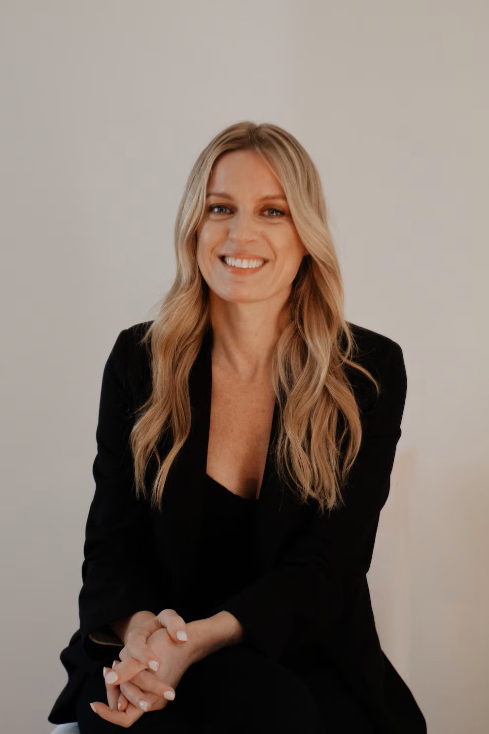 Dr. Lucia Crivelli