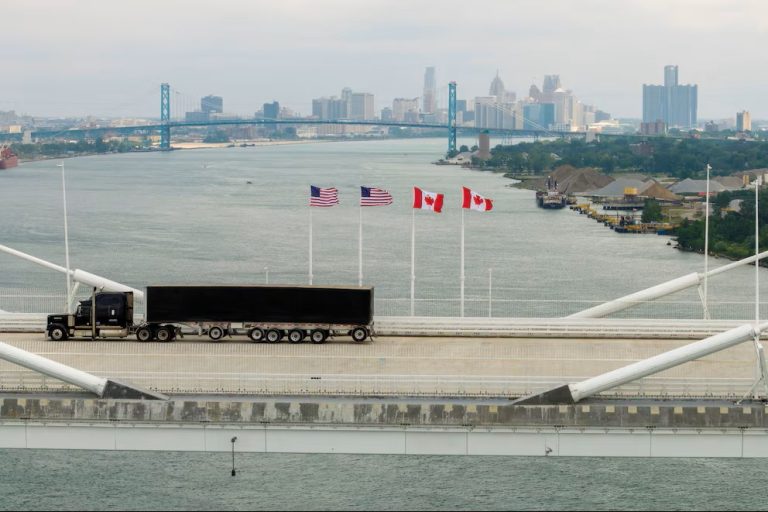 Canadá activó los aranceles de represalia por USD 20.000 millones a importaciones de EEUU y escaló la guerra comercial con Trump