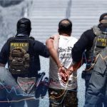 Reportaje: 5 gráficos que muestran el drástico aumento de las detenciones de migrantes en EE.UU. y su país de origen