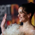 Rosalía sorprende a su novia con una serenata a la cama/ Netflix estrena “Tribeca 25”, el documental que sigue a Robert De Niro y su respuesta al 11-S/ Ricky Martin vuelve a sus grandes canciones con “ReVivo”