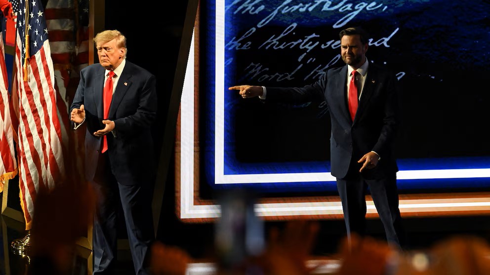 Trump y JD Vance en recorrido de campaña