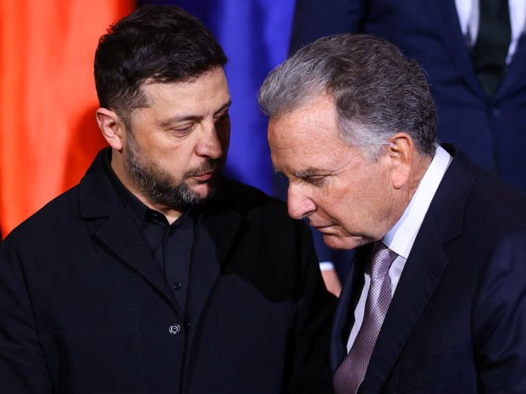 Zelensky recibirá a los enviados de EEUU para continuar con las conversaciones sobre el fin de la invasión rusa a Ucrania