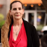 La candidata al Congreso de Arizona, Bernadette Greene-Placentia, denunció que dos hombres la violaron mientras reparaba sus carteles de campaña