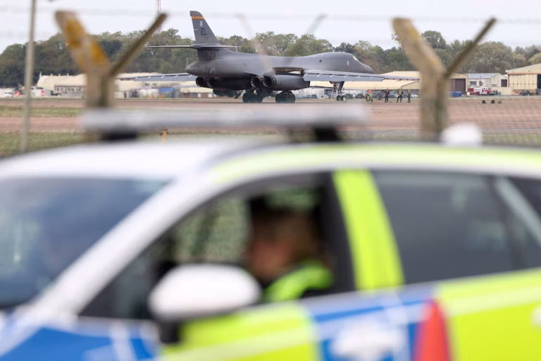 Detuvieron en Londres a un británico-iraní por el supuesto plan terrorista cerca de la base aérea de Fairford