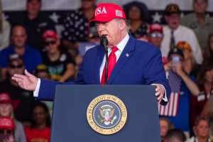 Donald Trump dijo que la inmigración destrozó a Francia