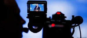 EEUU investiga medios por boicot a Trump