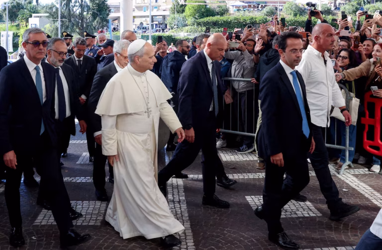 EN VIVO: El Vaticano informó que al papa León XIV le extirparon un tumor canceroso del pulmón
