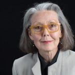 Anne Carson, la escritora canadiense que fusiona diversos géneros, gana el Premio Nobel de Literatura