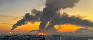 La refinería Neftezhajinsk fue uno de los objetivos