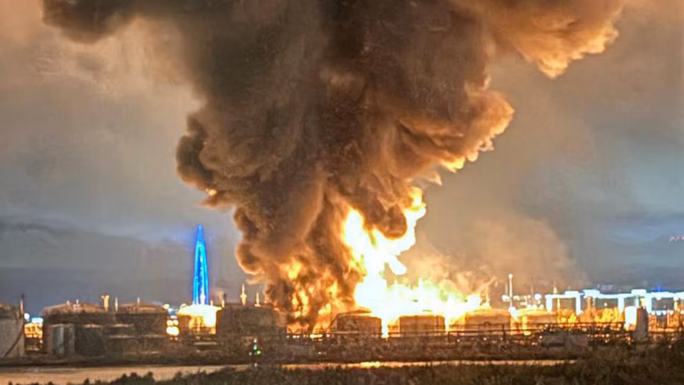 Ucrania atacó dos terminales petroleras en San Petersburgo